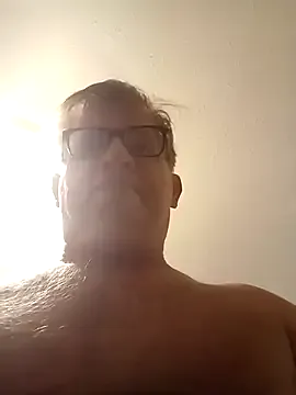  – webcam model profile photo Image 6