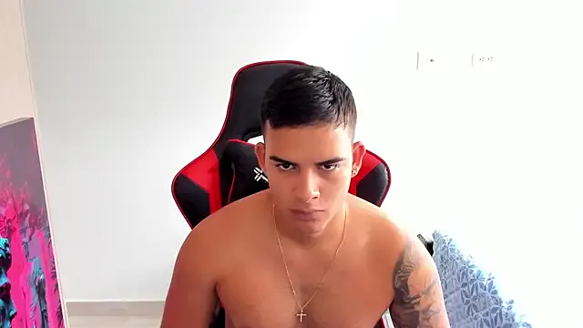  – webcam model profile photo Image 14
