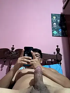 maataaan – webcam model profile photo Image 2