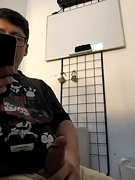 maataaan – webcam model profile photo Image 6