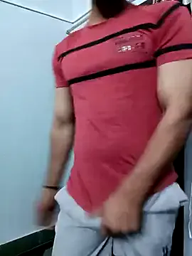 Yui-Ch – webcam model profile photo Image 13