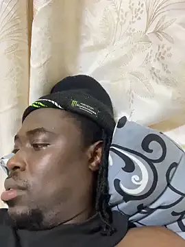 Mia--meow – webcam model profile photo Image 10