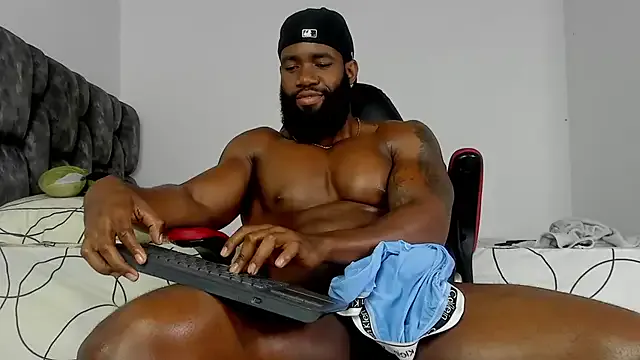 zui_lu – webcam model profile photo Image 13