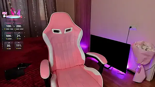 roouse – webcam model profile photo Image 19