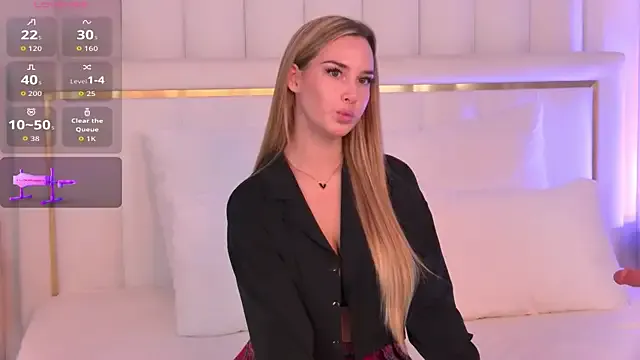 Yui-Ch – webcam model profile photo Image 10