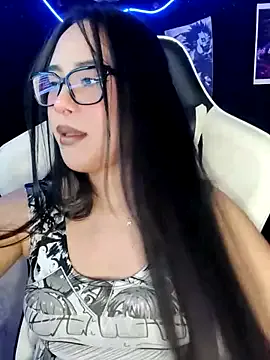 HornyMom_ – webcam model profile photo Image 14
