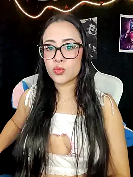 HornyMom_ – webcam model profile photo Image 6