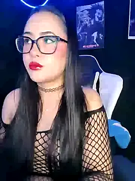 HornyMom_ – webcam model profile photo Image 7