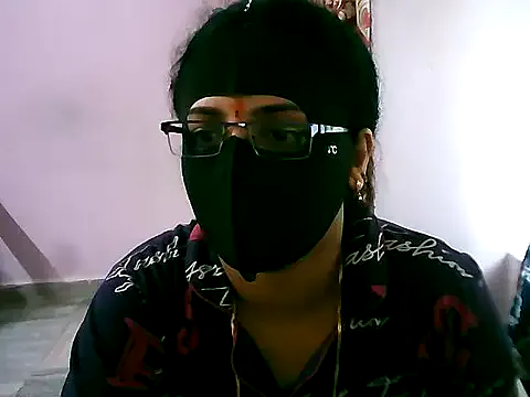 Sofiyaa_39 – webcam model profile photo Image 9