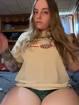 jaseyrae Image 4