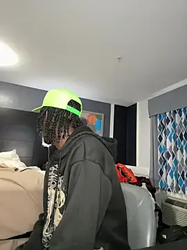 seraphine23 – webcam model profile photo Image 4