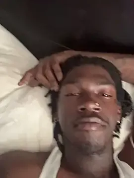 seraphine23 – webcam model profile photo Image 6