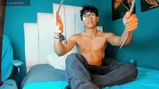 Ray175oo – webcam model profile photo Image 5