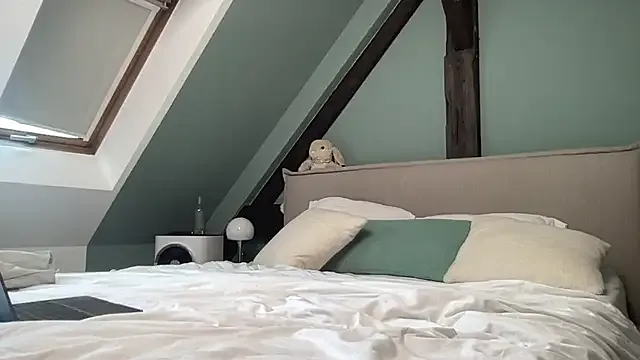 Awesomelusty – webcam model profile photo Image 19