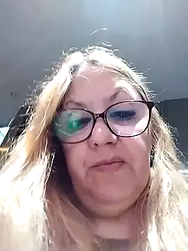 841_yayoi – webcam model profile photo Image 10