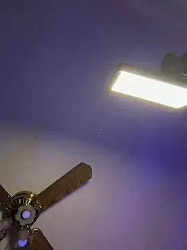 RollDolls – webcam model profile photo Image 3