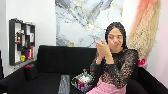 Crystal_Valentine – webcam model profile photo Image 14