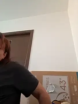 hina_porn – webcam model profile photo Image 2