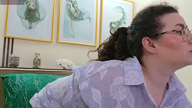 Humsafar-HDX-13 – webcam model profile photo Image 9