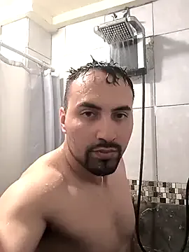  – webcam model profile photo Image 3