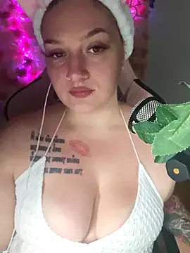 oxo_yuna_oxo – webcam model profile photo Image 8