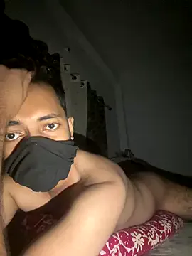 Yui-Ch – webcam model profile photo Image 12