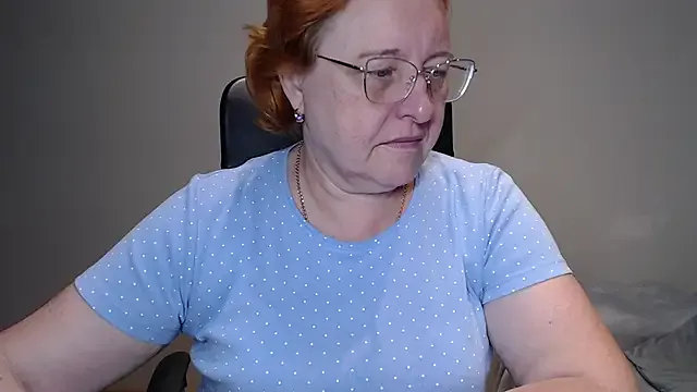  – webcam model profile photo Image 13