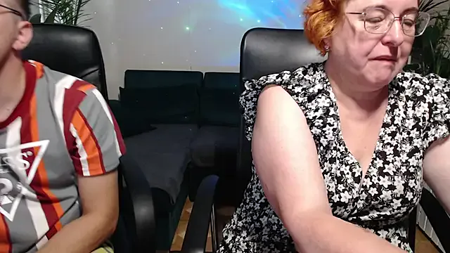  – webcam model profile photo Image 16