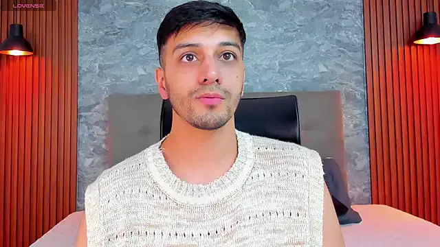 maataaan – webcam model profile photo Image 7