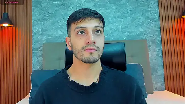 maataaan – webcam model profile photo Image 8