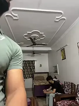 Yui-Ch – webcam model profile photo Image 19