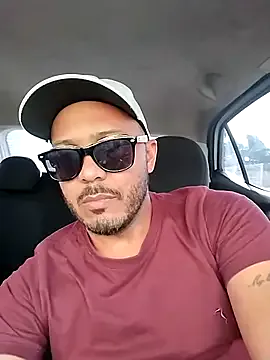 _MiaQueen_ – webcam model profile photo Image 2