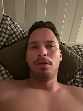 trainwithme – webcam model profile photo Image 11