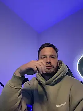 trainwithme – webcam model profile photo Image 2