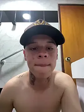nathi_poyo – webcam model profile photo Image 2