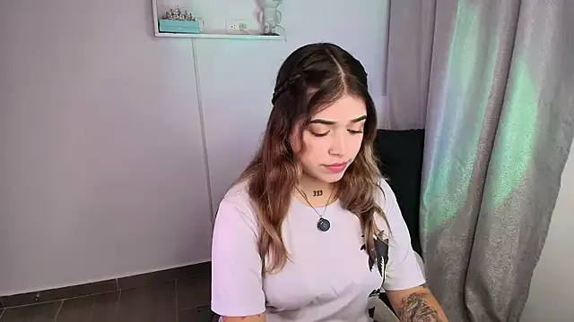 Karen_San_Miguel – webcam model profile photo Image 15