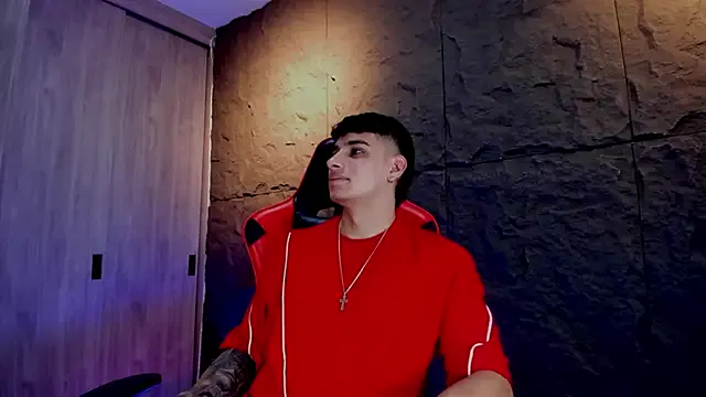 FragrantWind5 – webcam model profile photo Image 19