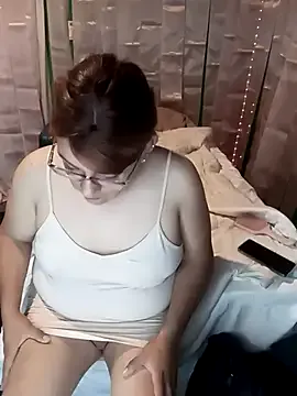 Nonchan_ – webcam model profile photo Image 11