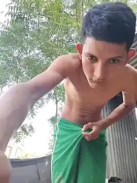 Meii-meyy – webcam model profile photo Image 2