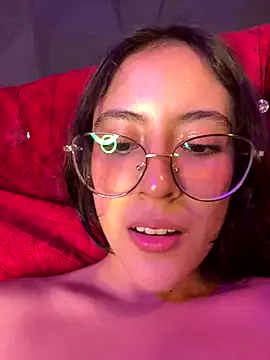 AmeliaBrilliants – webcam model profile photo Image 4