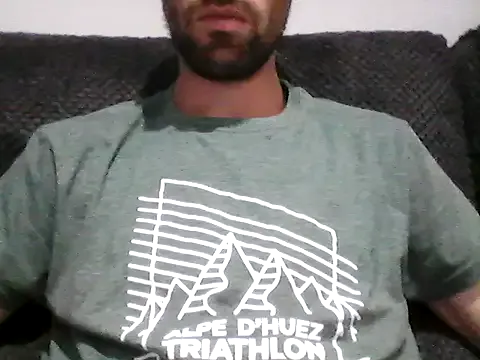 Yui-Ch – webcam model profile photo Image 2