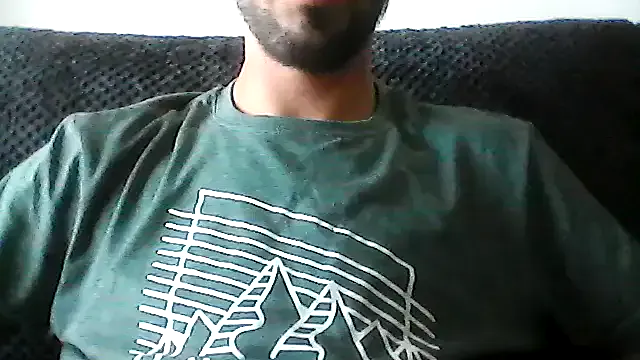 Yui-Ch – webcam model profile photo Image 3