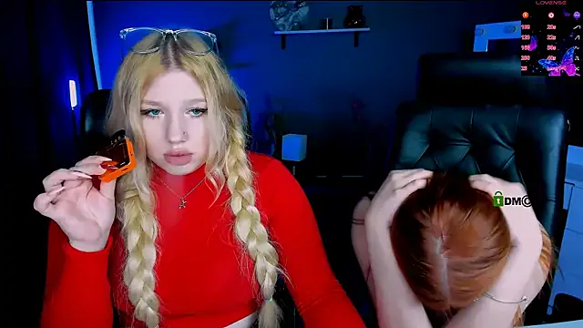 juli_kisss Image 12