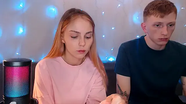 roouse – webcam model profile photo Image 11