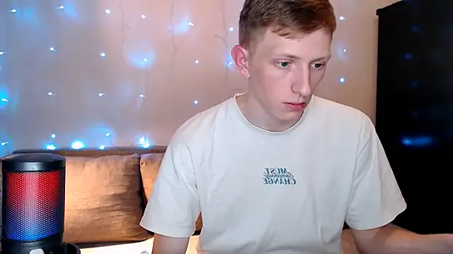 roouse – webcam model profile photo Image 13