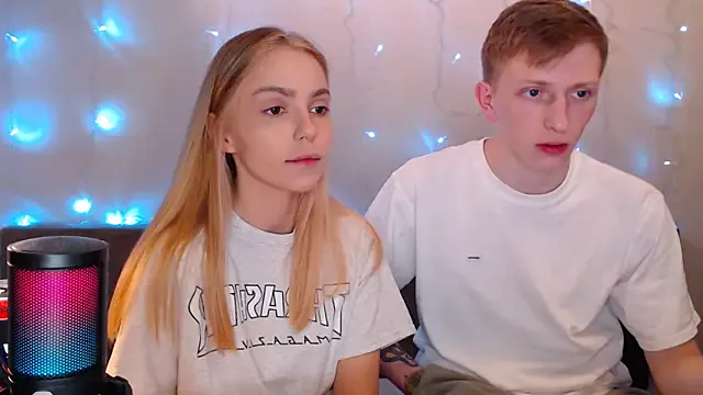 roouse – webcam model profile photo Image 17