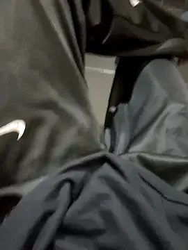 _Alicee_1 – webcam model profile photo Image 13