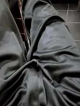 _Alicee_1 – webcam model profile photo Image 18