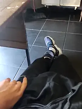 _Alicee_1 – webcam model profile photo Image 19