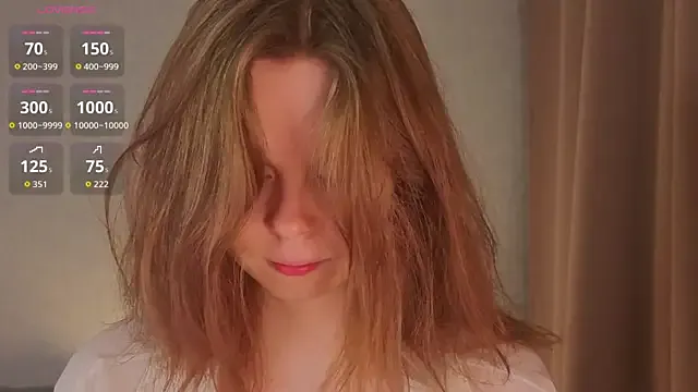  – webcam model profile photo Image 14